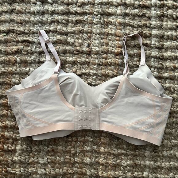 Honeylove Silhouette Bra – Size XL – Sand (Best Seller)-like new - Picture 3 of 9